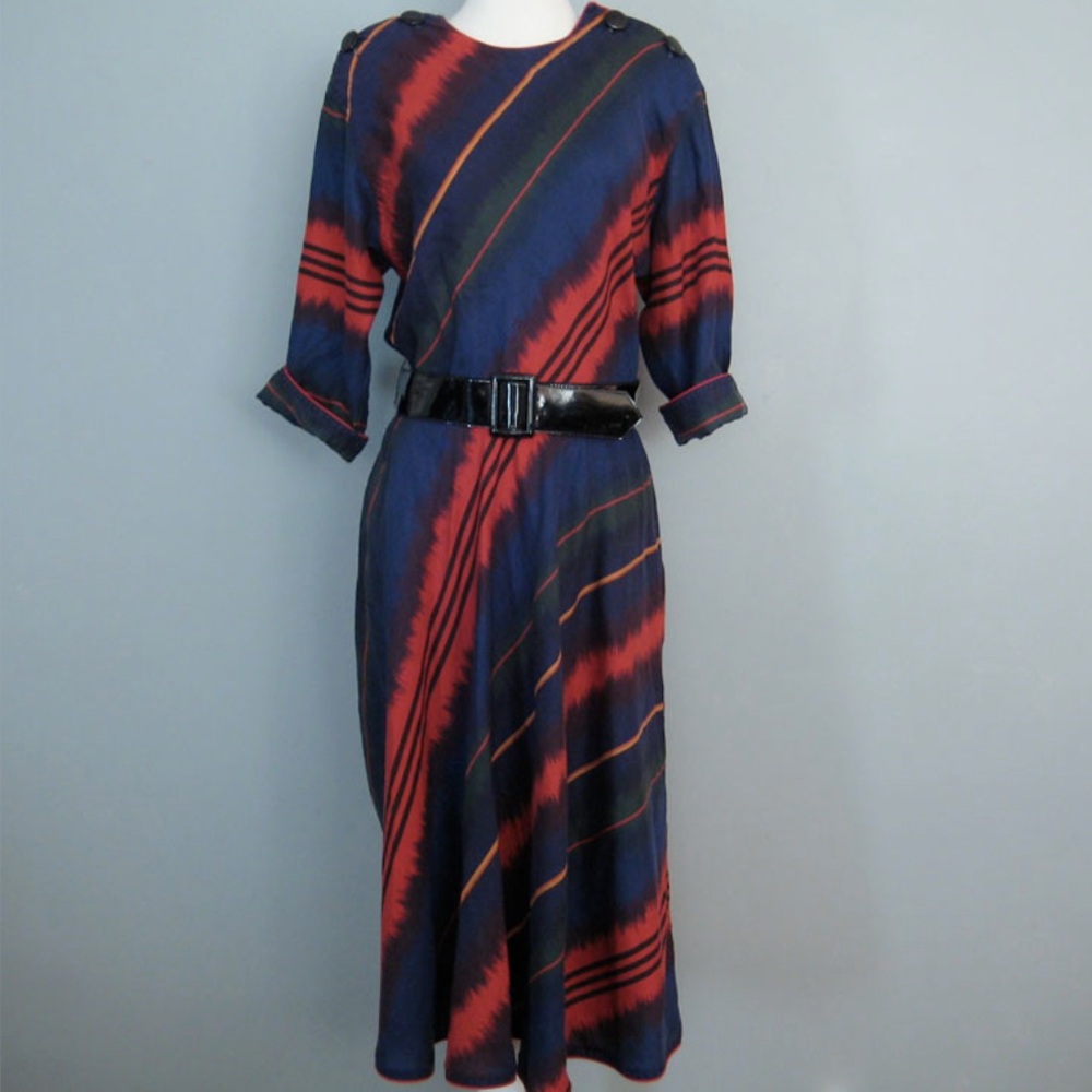 Vintage LESLIE FAY Geometric Flare‎ Midi Length Short Sleeve Dress With Pockets